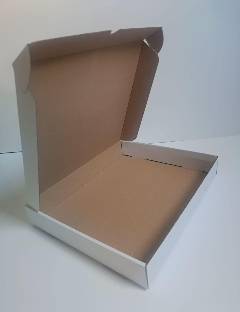 BOX 35 28 5 CM