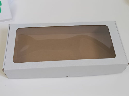 BOX 40 17 8 CM